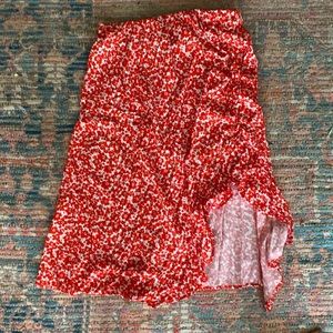 Beautiful night out or work skirt size L